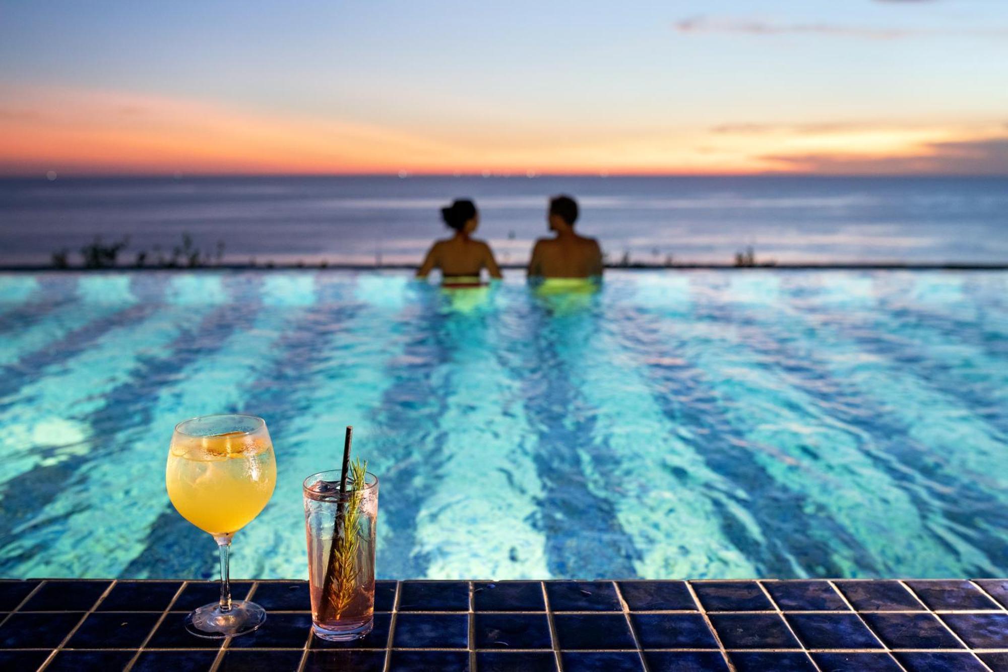 Tribe Bali Kuta Beach Exterior photo